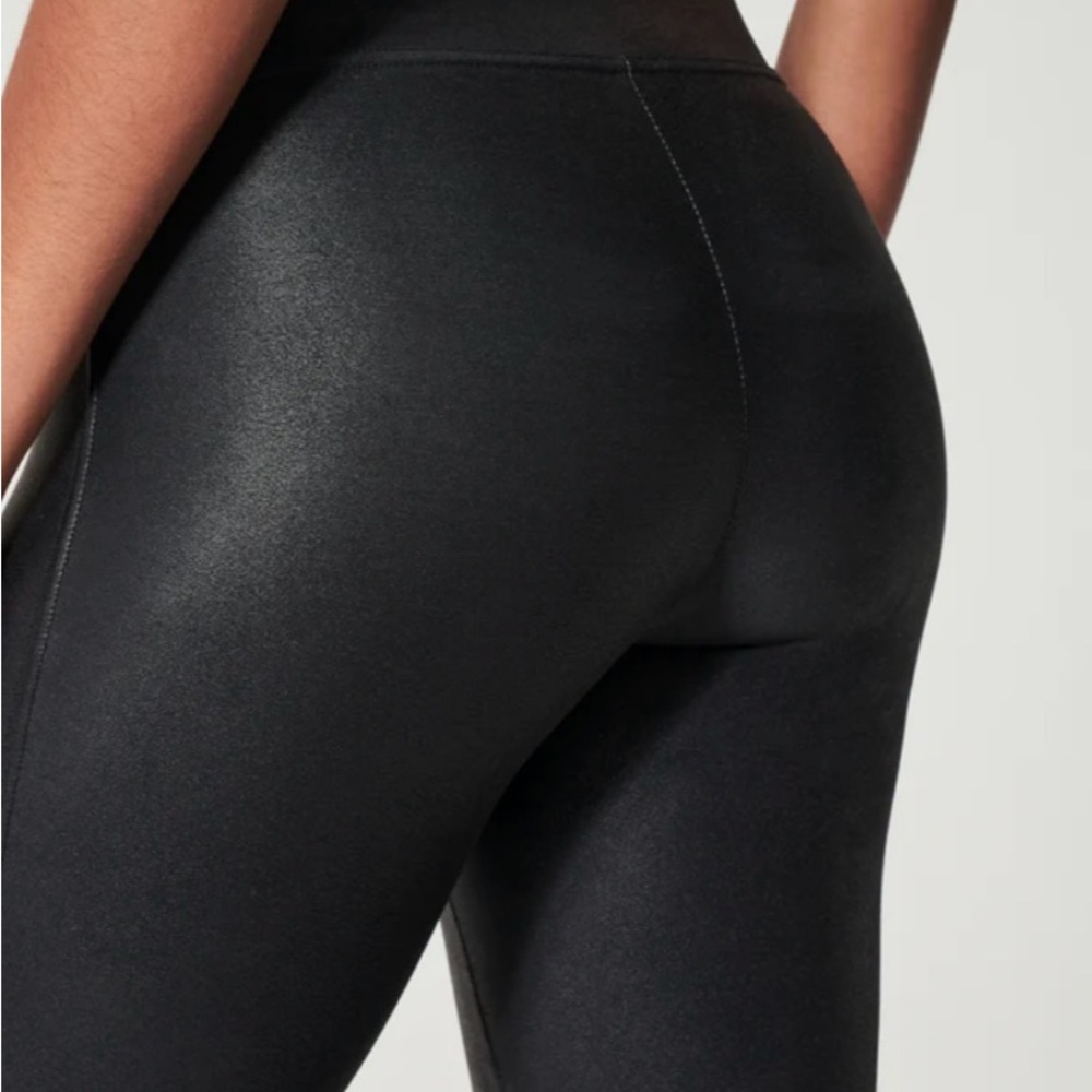 🌟3 for $25🌟 SPANX Black Faux Leather Leggings High-Waisted Women’s - Picture 4 of 14